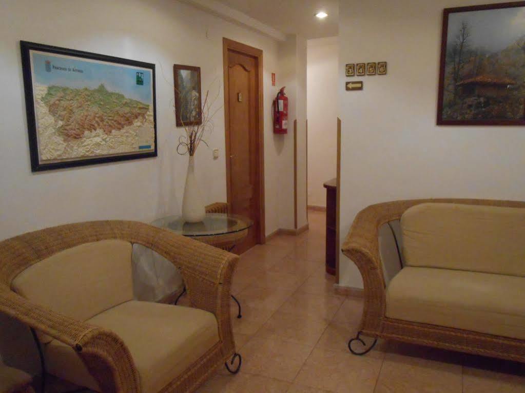 Hospedaje Torreon Onís Buitenkant foto